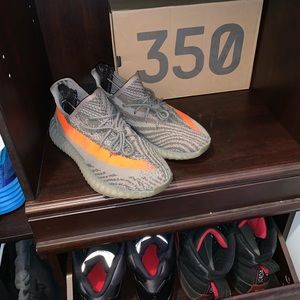 YEEZY Boost 350 v2 Beluga